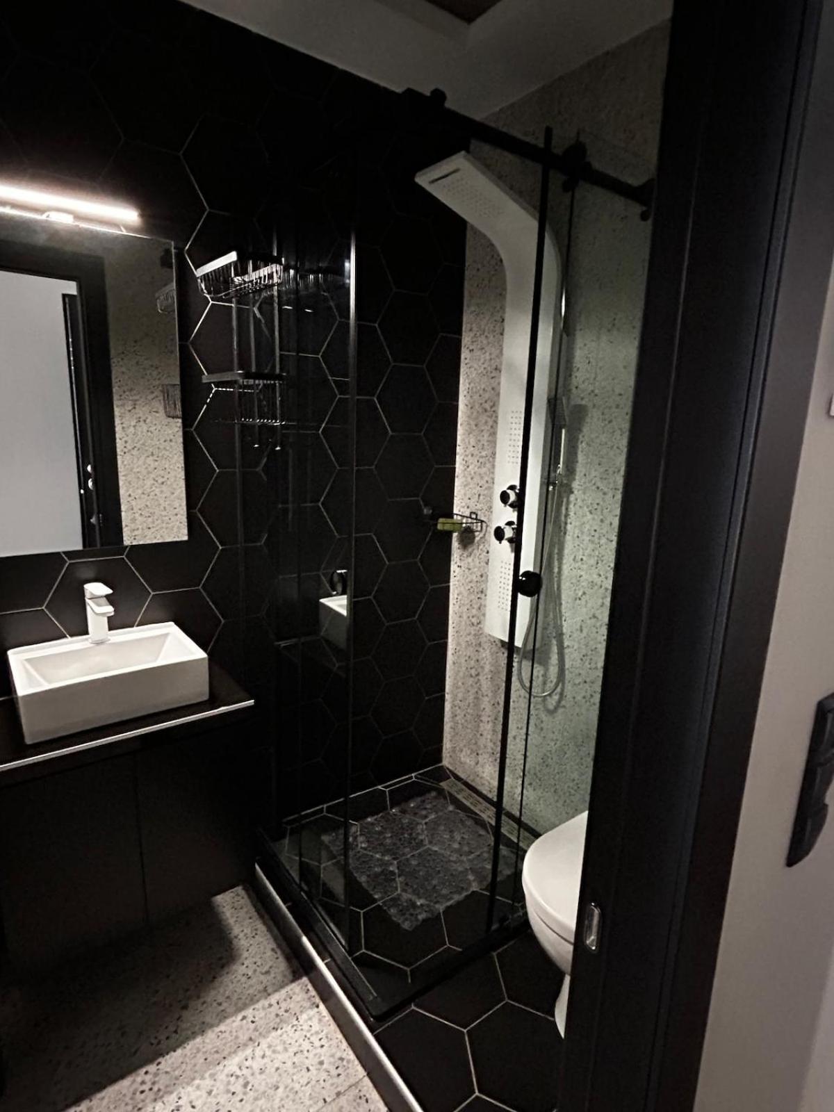Chic And Cozy Apartment Thessaloniki
